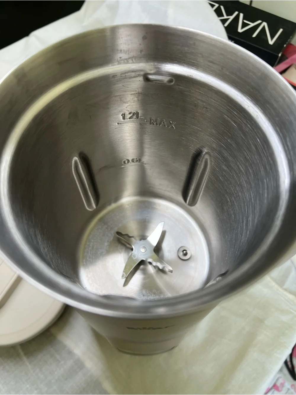 8 in 1 Nut Milk Maker Machine 40oz/1.2L Soy Milk Maker with Self Clean DJJ-E08R1